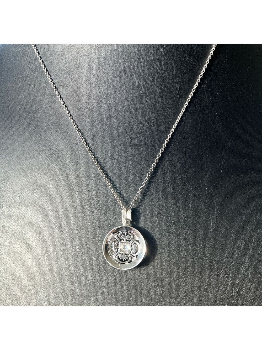 Necklace - Picture 3 of 5